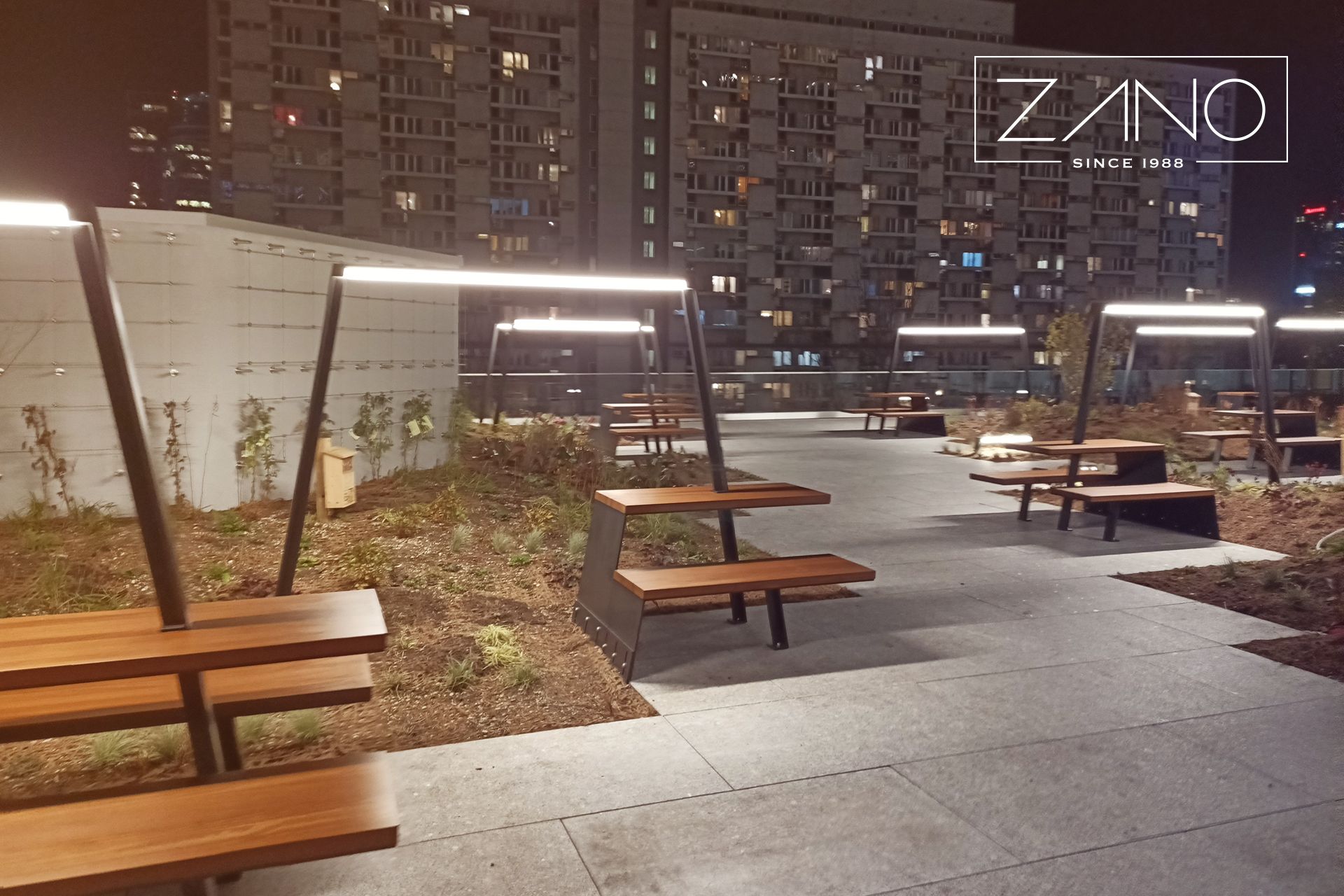 Warsaw city benches | Production